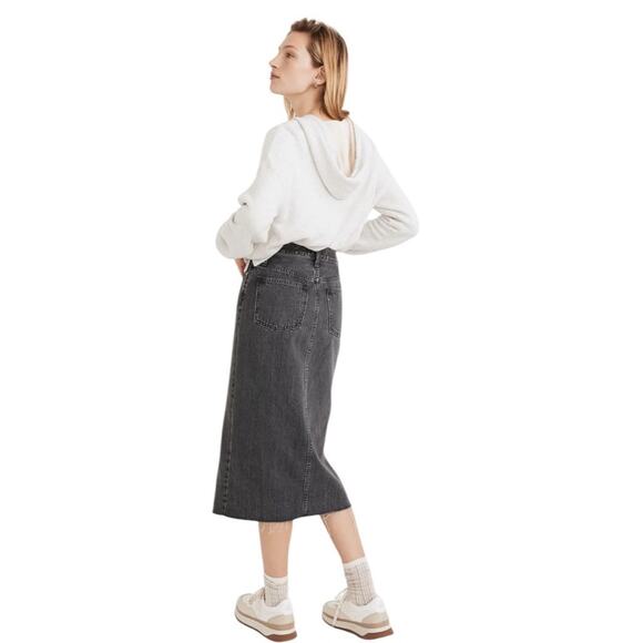 Madewell Rigid Denim A-Line Midi Skirt Castlerock Wash, size 26 - Picture 9 of 9